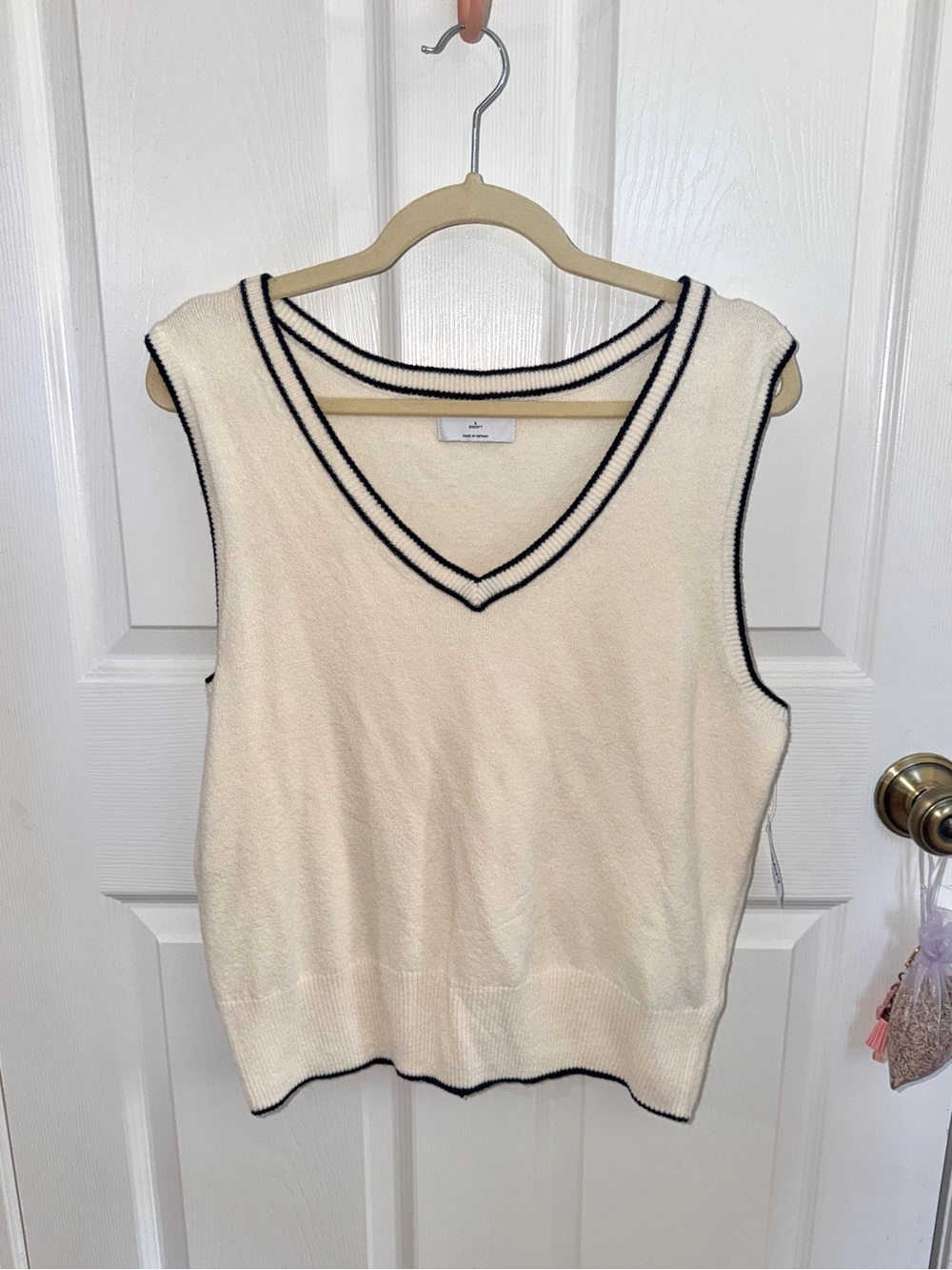 Old Navy Sweater Vest
